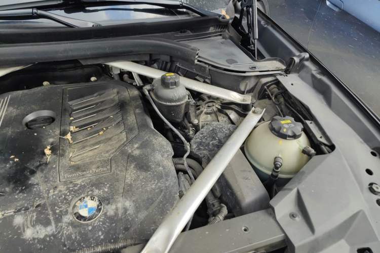 Used BMW X5 2019 xDrive40i M Sport Package Engine Bay Left