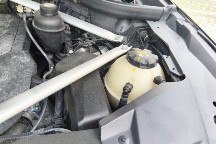 Used BMW X5  Engine Bay Left