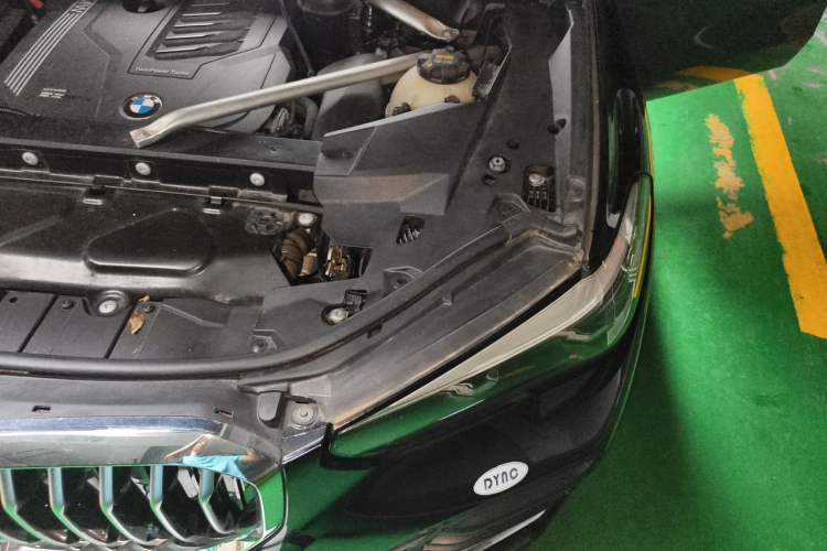 Used BMW X5  Engine Bay Left