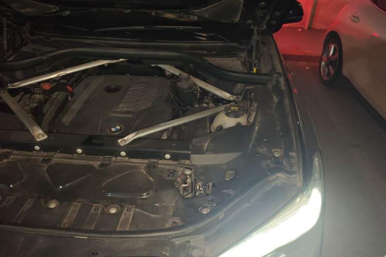 Used BMW X5 2019 xDrive40i M Sport Package Engine Bay Left
