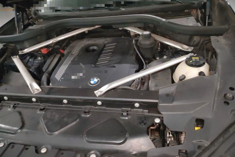 Used BMW X5  Engine Bay Left