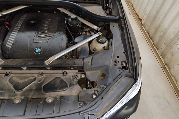 Used BMW X5 2019 xDrive40i M Sport Package Engine Bay Left