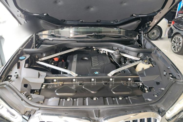 Used BMW X5 2019 xDrive40i M Sport Package Engine Bay