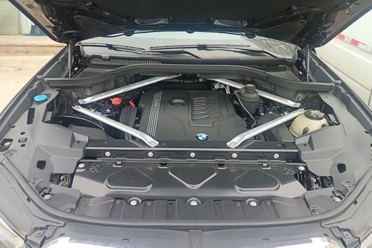 Used BMW X5 2019 xDrive40i M Sport Package Engine Bay
