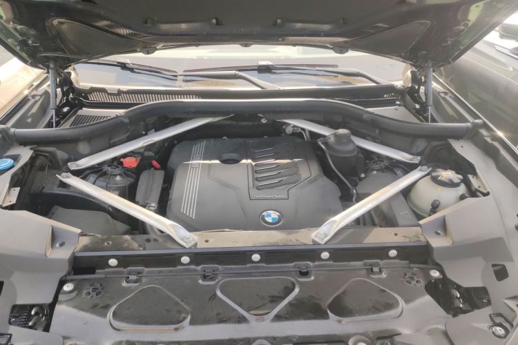 Used BMW X5 2019 xDrive40i Luxury Model with M Sport Package Engine Bay