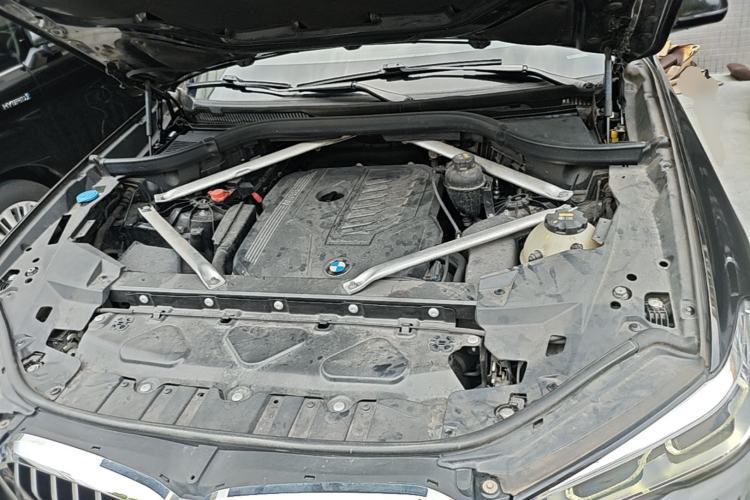 Used BMW X5 2019 xDrive40i M Sport Package Engine Bay