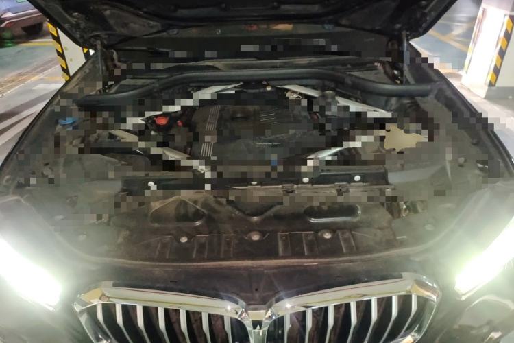 Used BMW X5 2019 xDrive40i M Sport Package Engine Bay