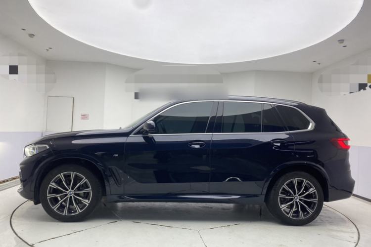 Used BMW X5 2019 xDrive40i M Sport Package Exterior 1