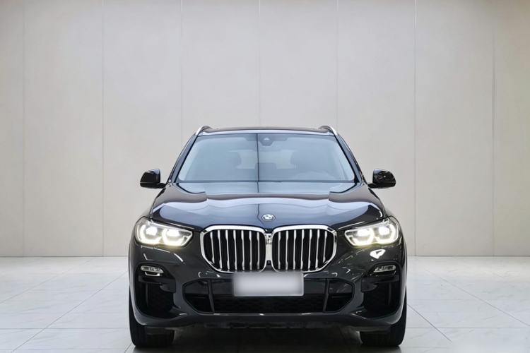 Used BMW X5 2019 xDrive40i M Sport Package Exterior 1