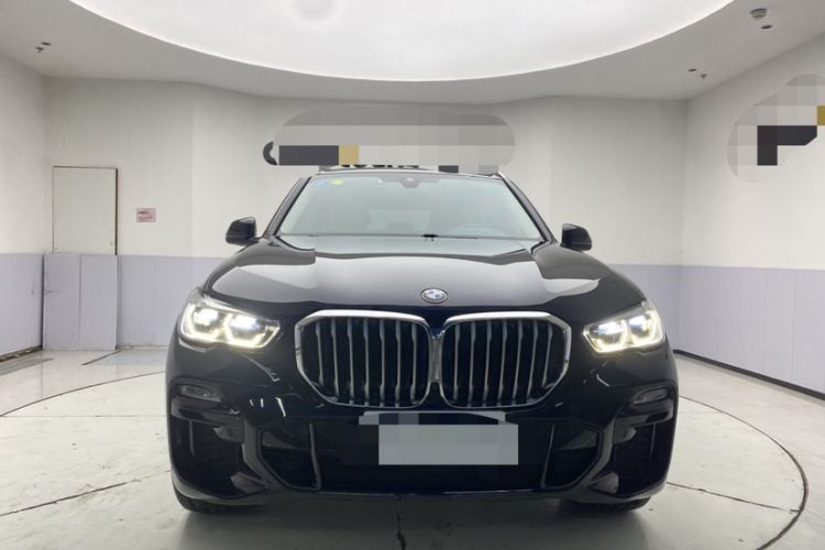 Used BMW X5 2019 xDrive40i M Sport Package Exterior 2