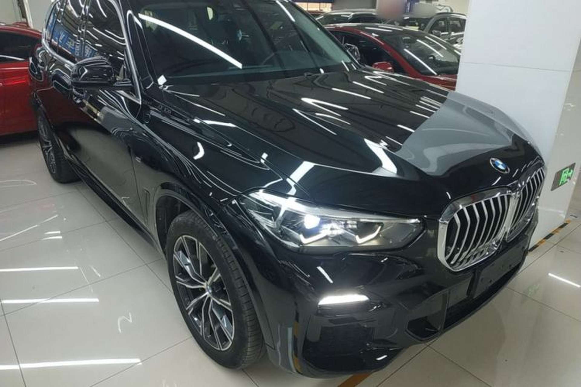 Used BMW X5 2019 xDrive30i M Sport Package Exterior 2