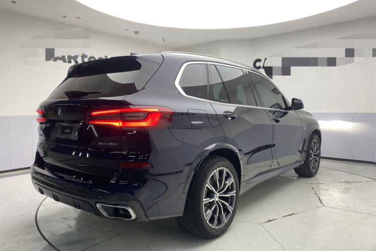 Used BMW X5 2019 xDrive40i M Sport Package Exterior 3