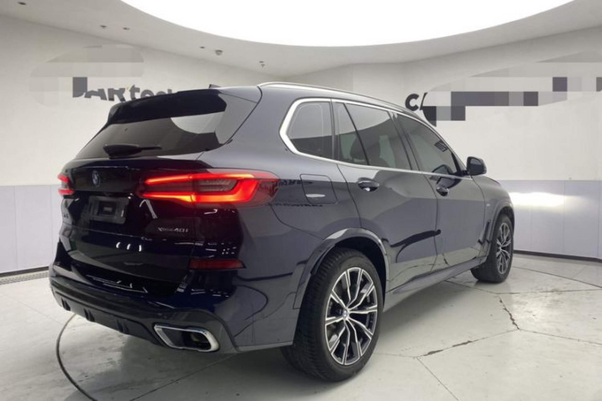 Used BMW X5 2019 xDrive40i M Sport Package Exterior 3