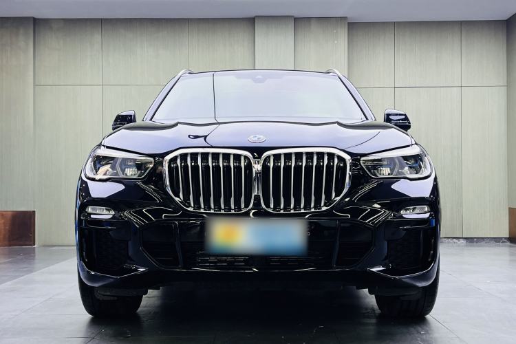 Used BMW X5 2019 xDrive40i M Sport Package Exterior 3