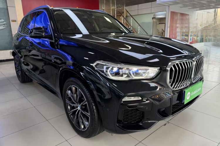 Used BMW X5 2019 xDrive40i M Sport Package Exterior 3