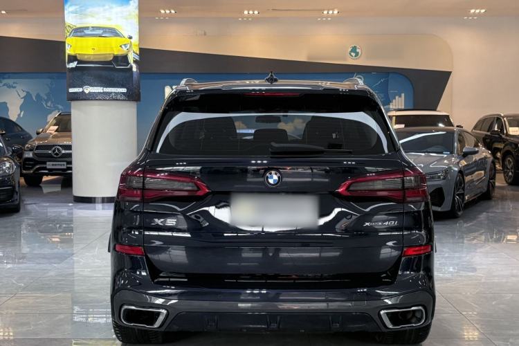 Used BMW X5 2019 xDrive40i Luxury Model with M Sport Package Exterior 4