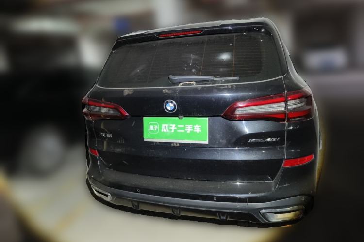 Used BMW X5 2019 xDrive40i Luxury Model with M Sport Package Exterior 4