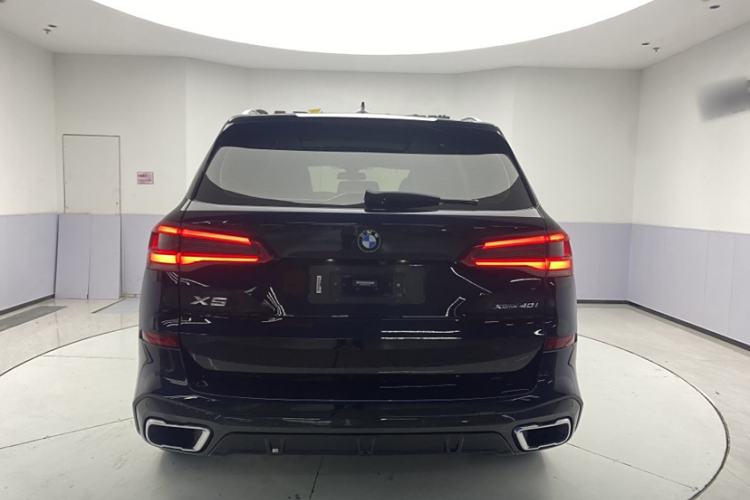 Used BMW X5 2019 xDrive40i M Sport Package Exterior 4