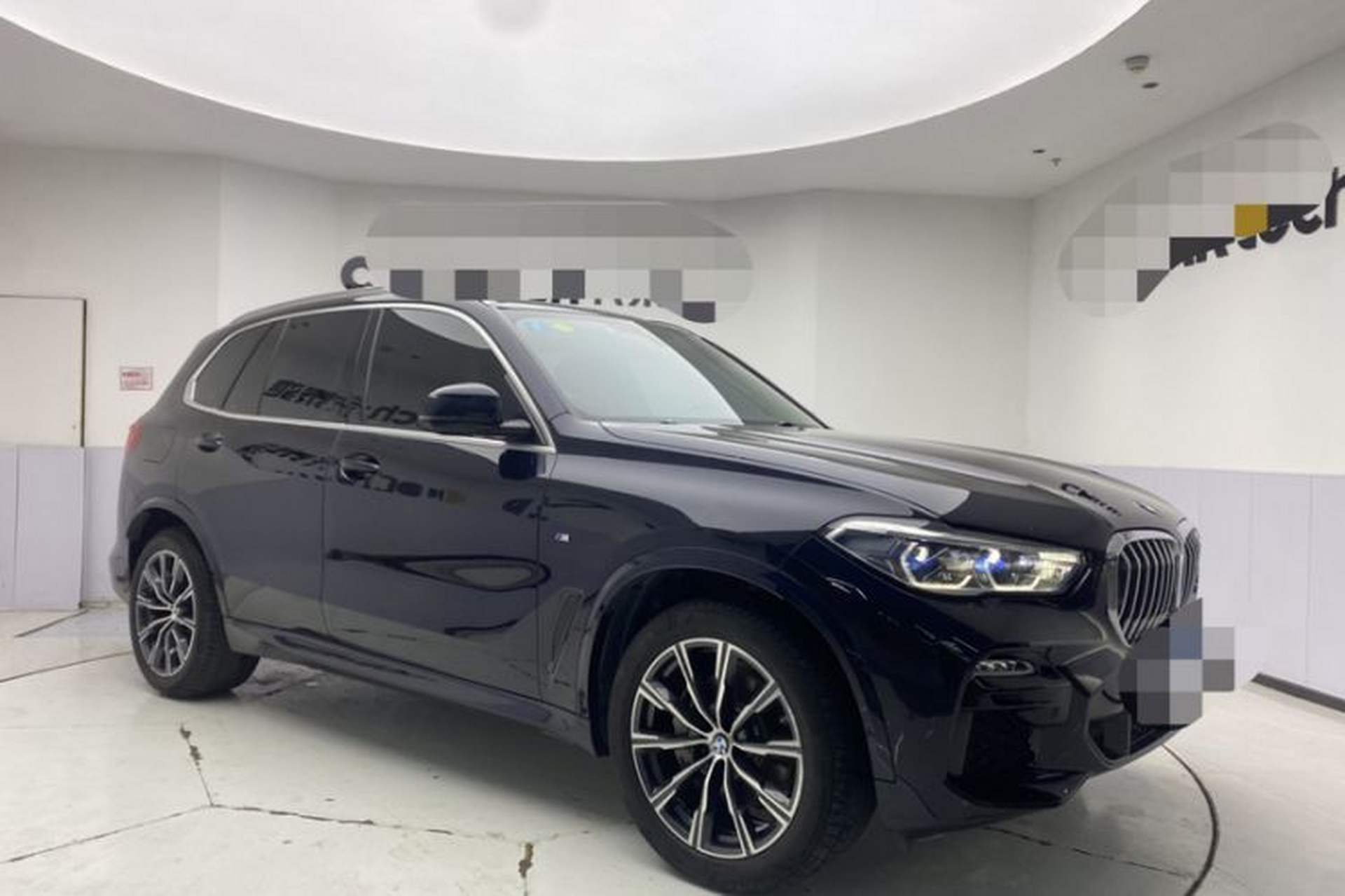 Used BMW X5 2019 xDrive40i M Sport Package Exterior 5