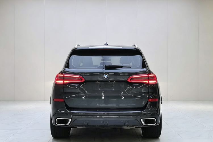 Used BMW X5 2019 xDrive40i M Sport Package Exterior 5