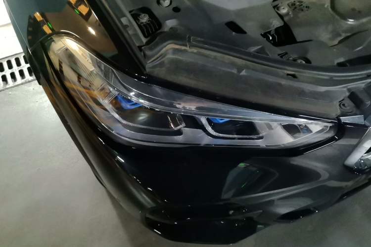 Used BMW X5 2019 xDrive40i M Sport Package Exterior 6