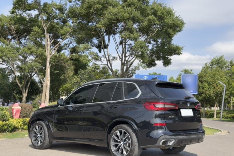 Used BMW X5 2019 xDrive30i M Sport Package Exterior 7