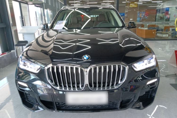 Used BMW X5 2019 xDrive40i M Sport Package Front