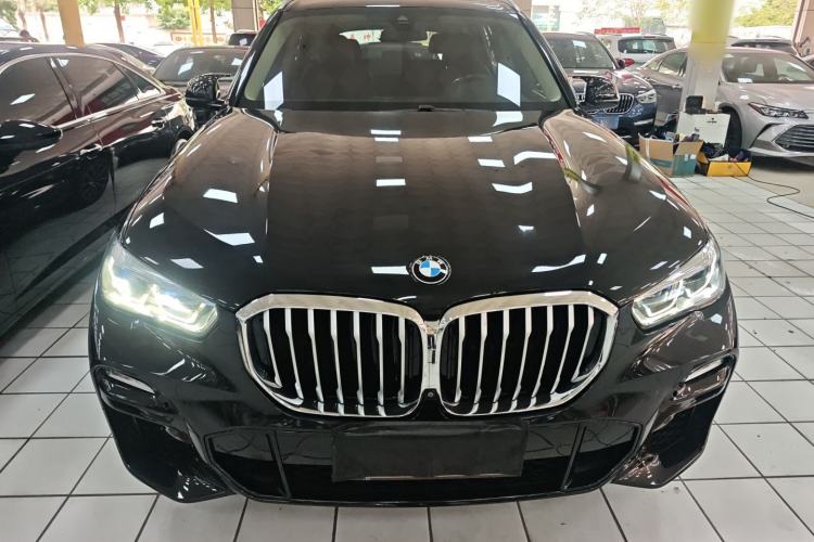 Used BMW X5 2019 xDrive40i M Sport Package Front