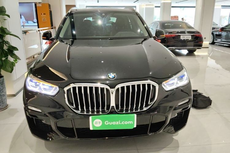 Used BMW X5 2019 xDrive40i M Sport Package Front