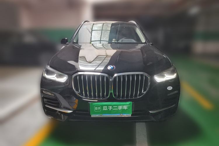 Used BMW X5  Front