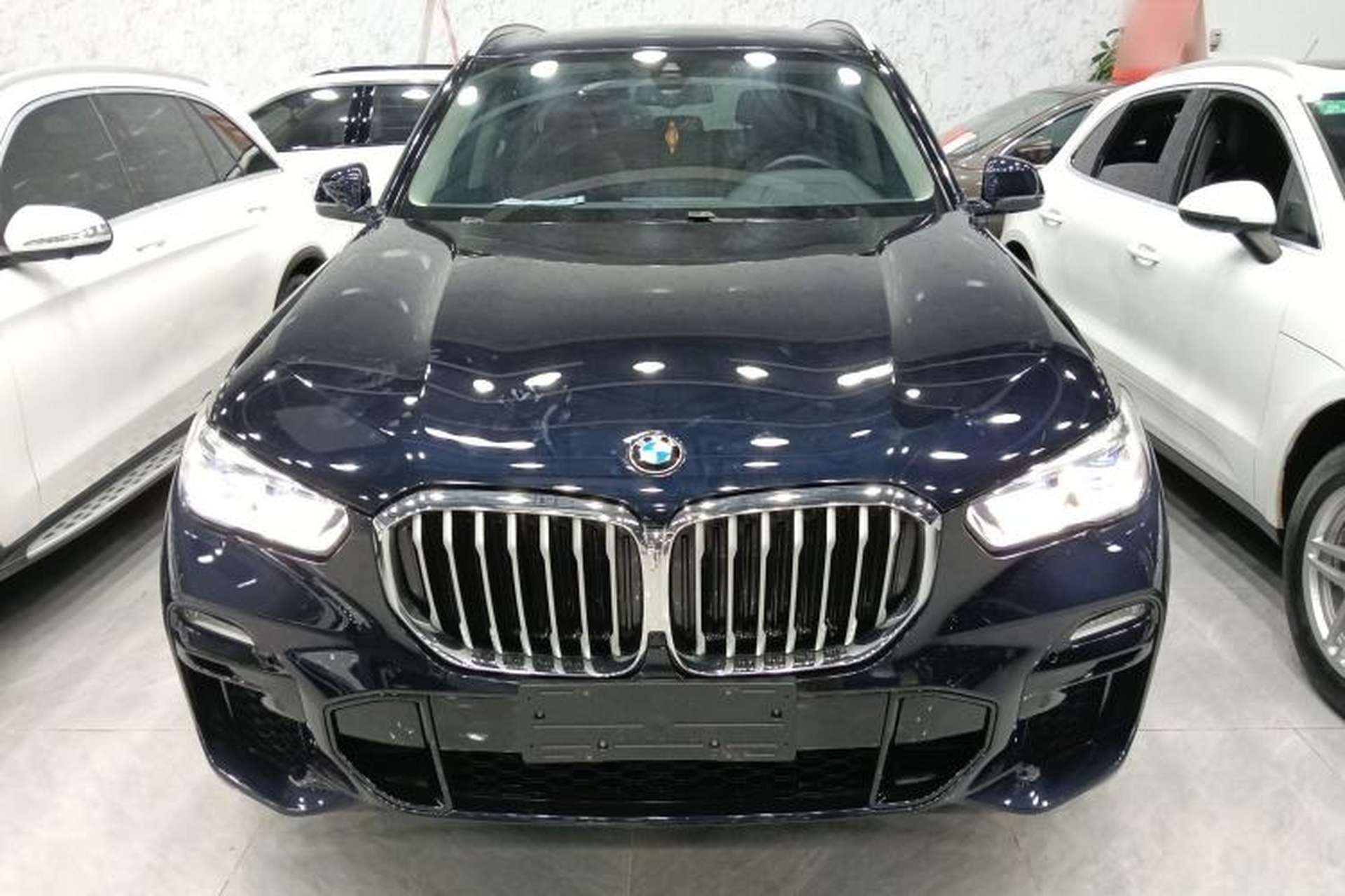 Used BMW X5 2019 xDrive40i M Sport Package Front