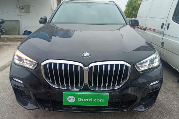 Used BMW X5 2019 xDrive40i M Sport Package Front