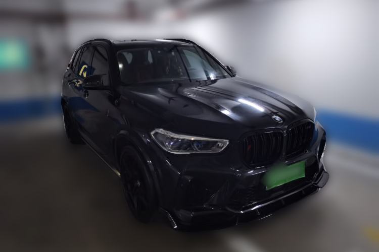 Used BMW X5 2019 xDrive40i M Sport Package Front Right 45 Deg