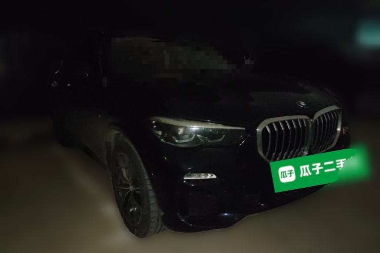 Used BMW X5 2019 xDrive30i M Sport Package Front Right 45 Deg