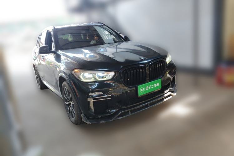 Used BMW X5 2019 xDrive40i M Sport U.S. specification Front Right 45 Deg
