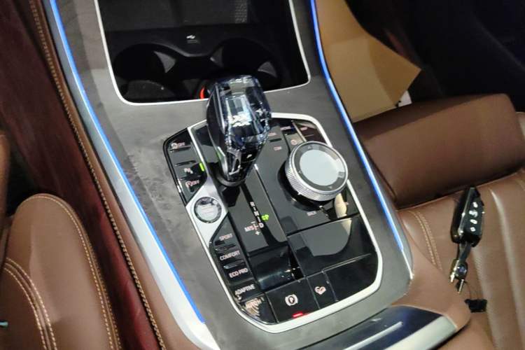 Used BMW X5 2019 xDrive40i M Sport Package Gear Lever