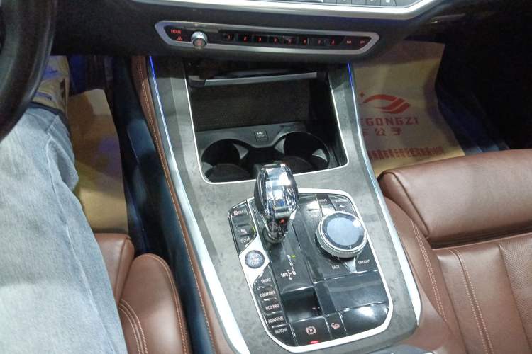 Used BMW X5 2019 xDrive40i M Sport Package Gear Lever