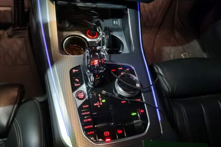 Used BMW X5 2019 xDrive40i Luxury Model with M Sport Package Gear Lever