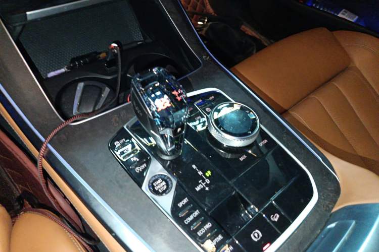 Used BMW X5 2019 xDrive40i M Sport Package Gear Lever