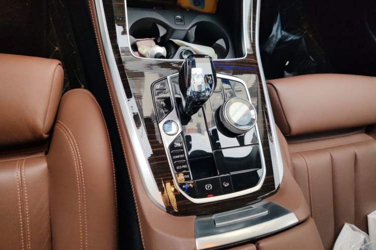 Used BMW X5 2019 xDrive40i M Sport Package Gear Lever