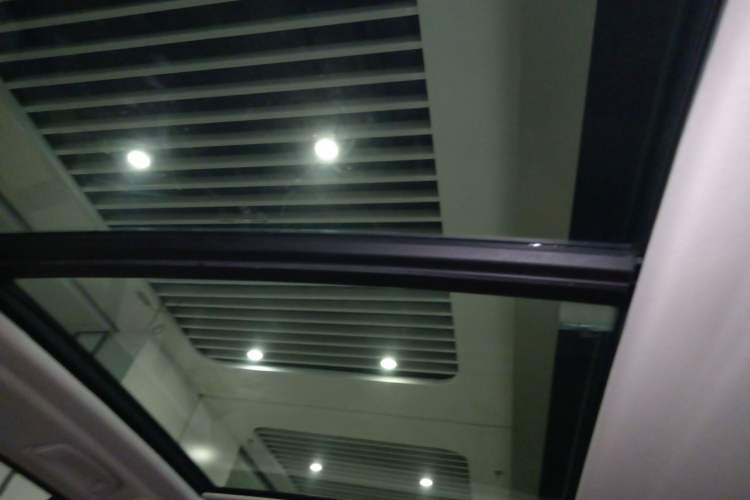 Used BMW X5 2019 xDrive40i M Sport Package Headliner