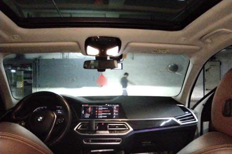 Used BMW X5  Headliner