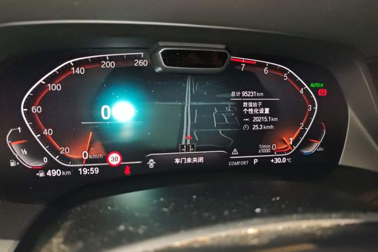 Used BMW X5 2019 xDrive40i Luxury Model with M Sport Package Instrument Cluster