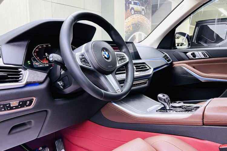 Used BMW X5 2019 xDrive40i M Sport Package Interior 1