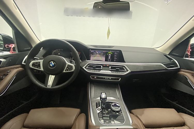 Used BMW X5 2019 xDrive40i M Sport Package Interior 1