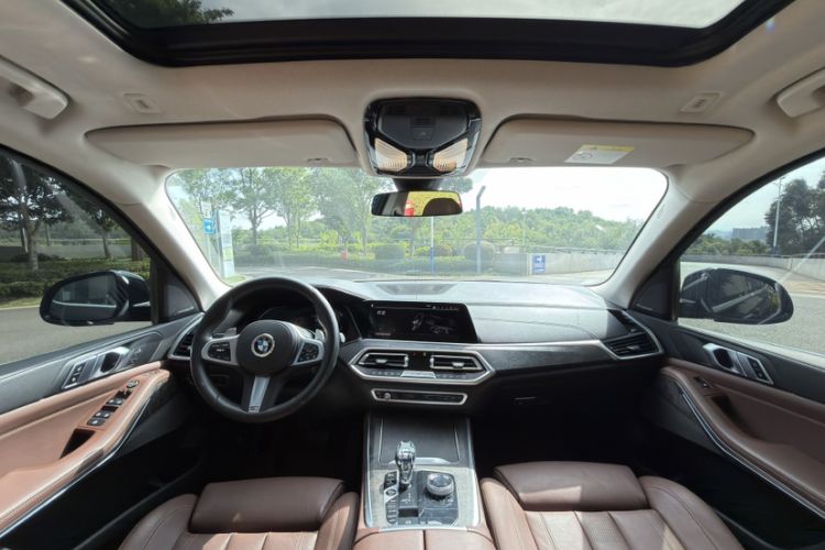 Used BMW X5 2019 xDrive30i M Sport Package Interior 2