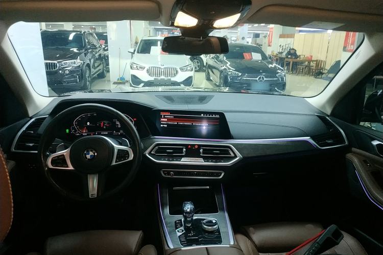 Used BMW X5 2019 xDrive30i M Sport Package Interior 2