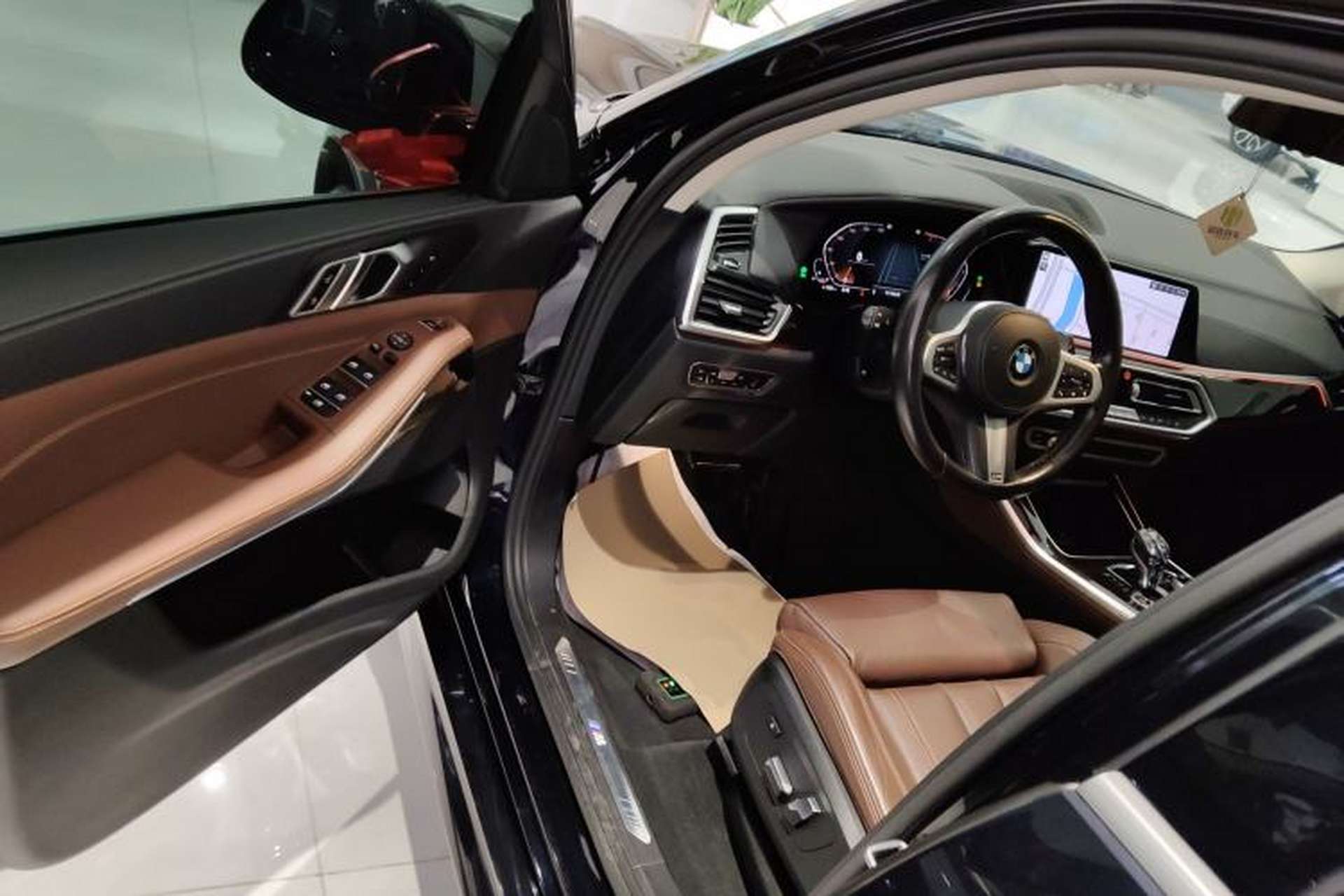 Used BMW X5 2019 xDrive40i M Sport Package Interior 3