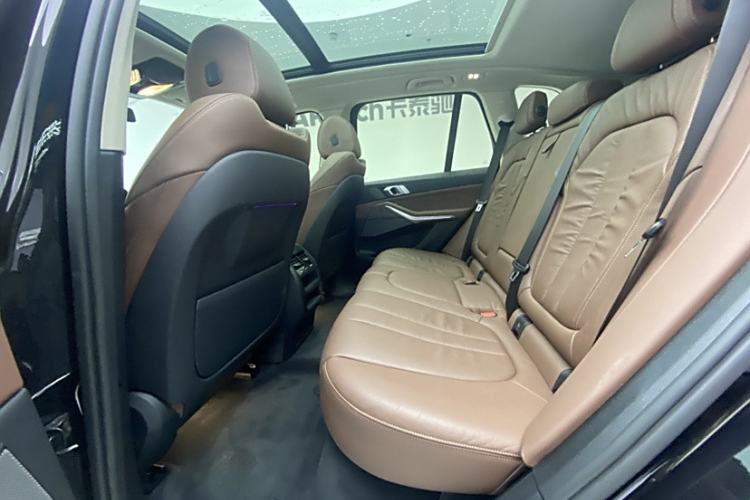 Used BMW X5 2019 xDrive40i M Sport Package Interior 3