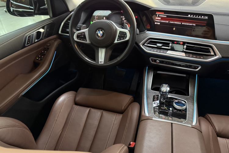 Used BMW X5 2019 xDrive40i M Sport Package Interior 7